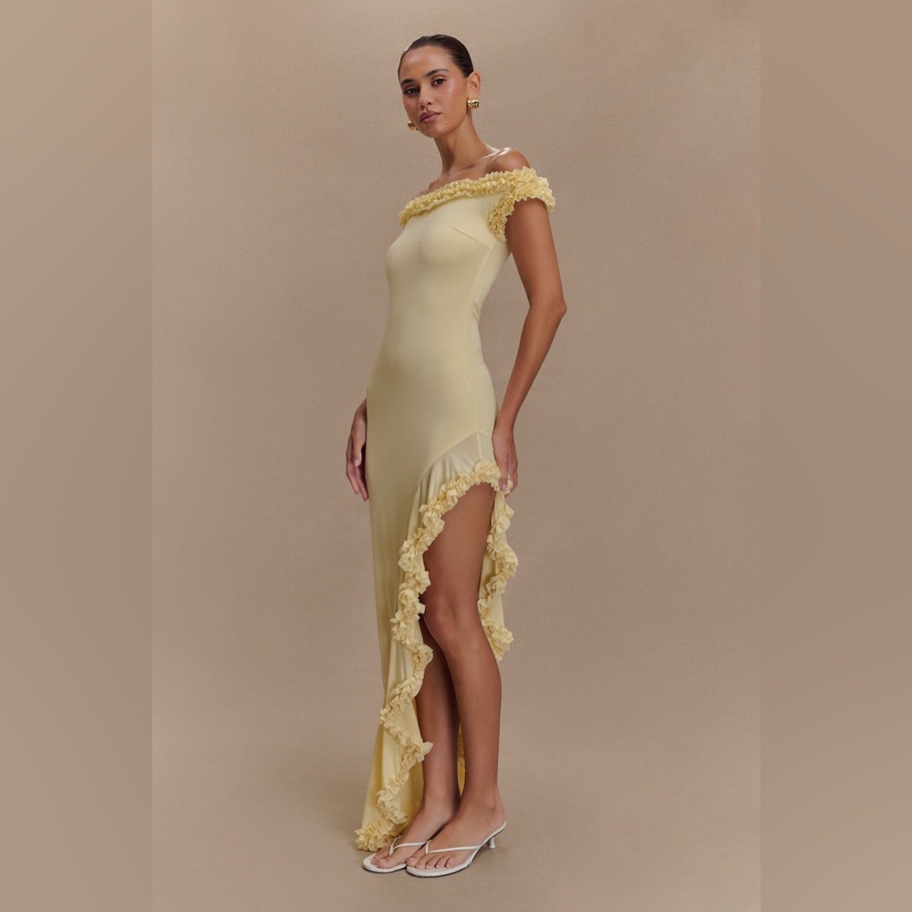Meshki Pale Yellow Off-Shoulder Ruffle Midi Dress - Picture 4 of 12